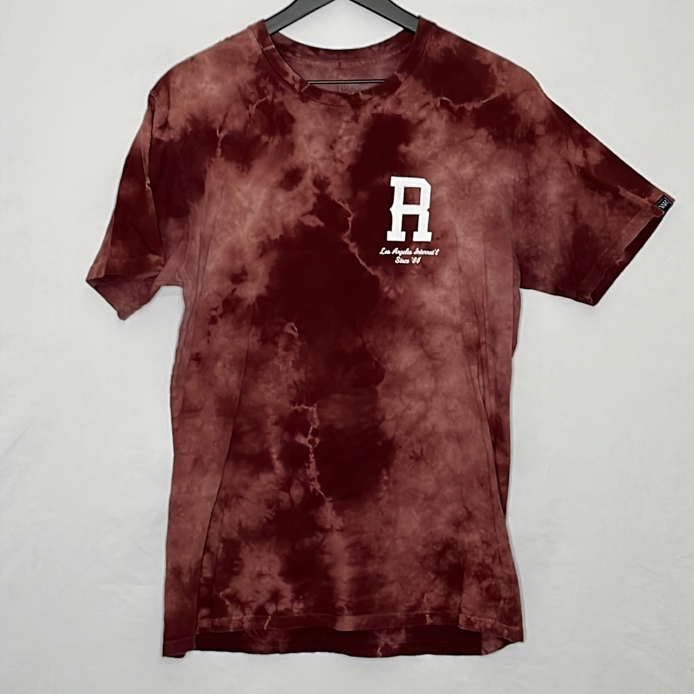 Young & Reckless Short Sleeve Graphic T Shirt in Burgundy Tie Dye Size L…